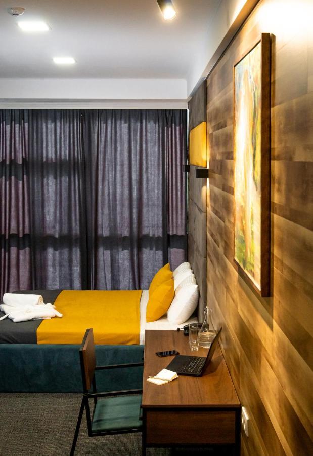 Bg Palace Hotel تبليسي المظهر الخارجي الصورة