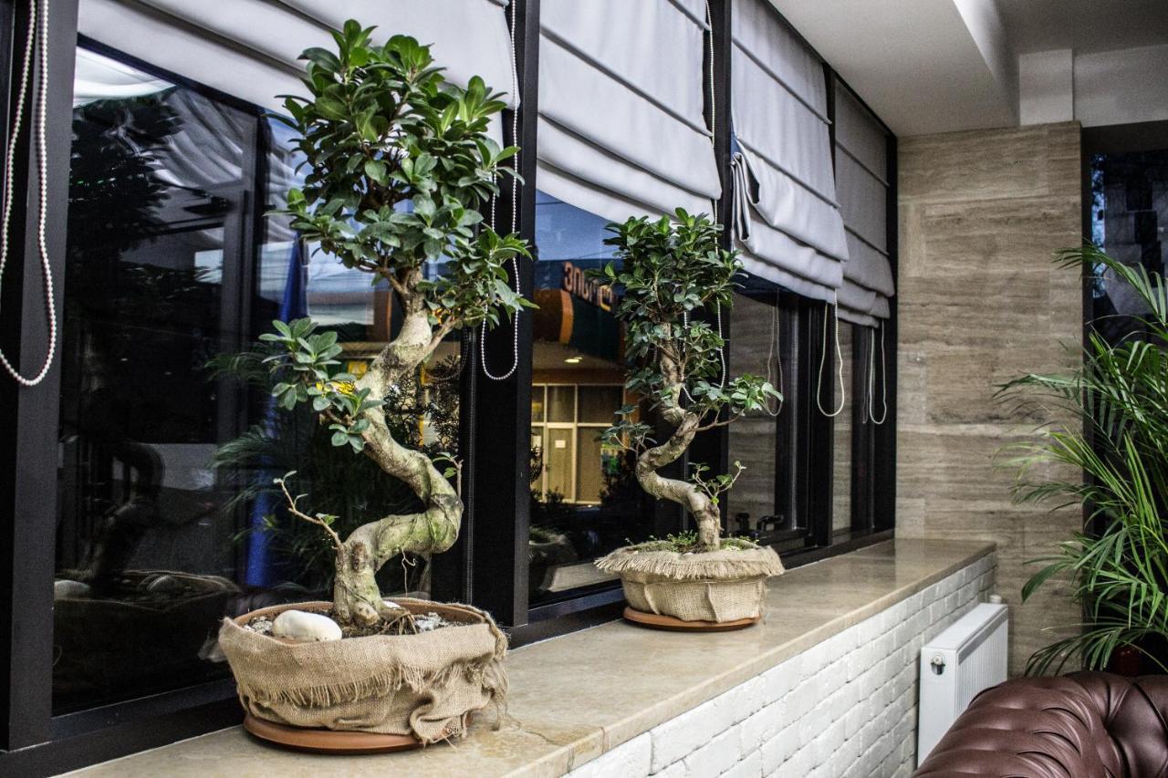 Bg Palace Hotel تبليسي المظهر الخارجي الصورة